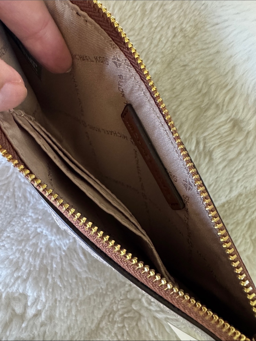 NWT Michael Kors Wrist Wallet - Picture 5 of 7